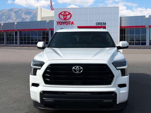 Used 2026 Toyota Sequoia SR5 w/ TRD Off-Road Package AWD/4WD image 2