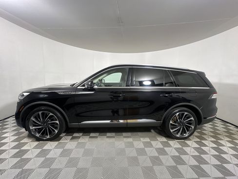 Used 2020 Lincoln Aviator Reserve w/ Equipment Group 202A image 4
