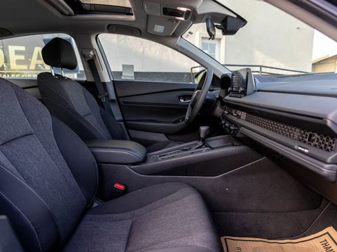 Used 2023 Honda Accord EX image 30