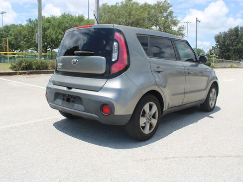 Used 2017 Kia Soul FWD image 20
