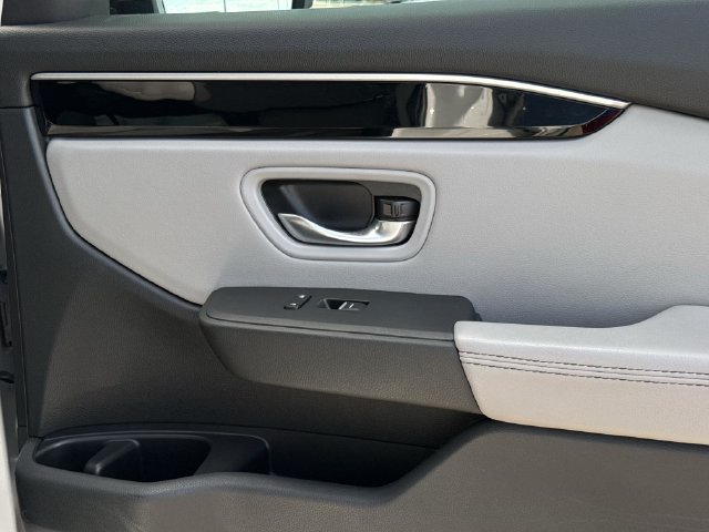 Used 2025 Honda Pilot Touring image 32