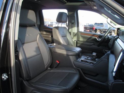 Certified 2024 GMC Sierra 1500 Denali image 23