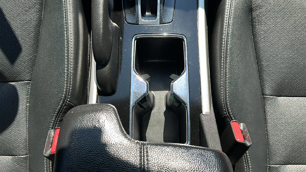 Used 2022 Honda Accord Sport image 29