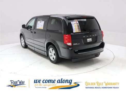 Used 2013 Dodge Grand Caravan SE FWD image 6