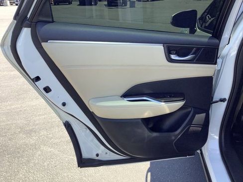 Used 2019 Honda Clarity Plug-In Hybrid image 27