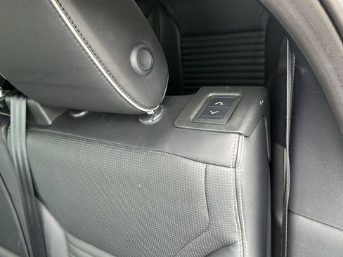 Used 2021 Land Rover Discovery HSE R-Dynamic AWD/4WD image 21