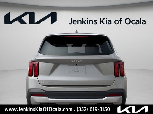 New 2026 Kia Sorento LX FWD image 4