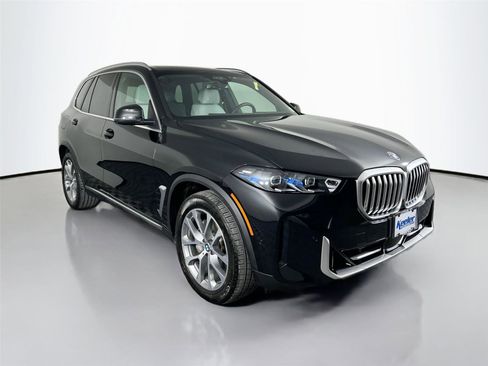 Certified 2025 BMW X5 xDrive40i image 8