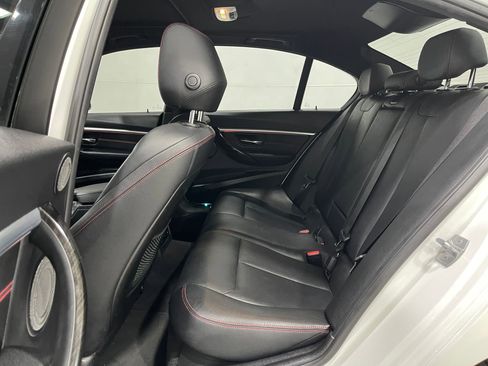 Used 2017 BMW 340i xDrive Sedan AWD/4WD image 28