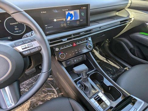 New 2025 Hyundai Tucson SEL image 12