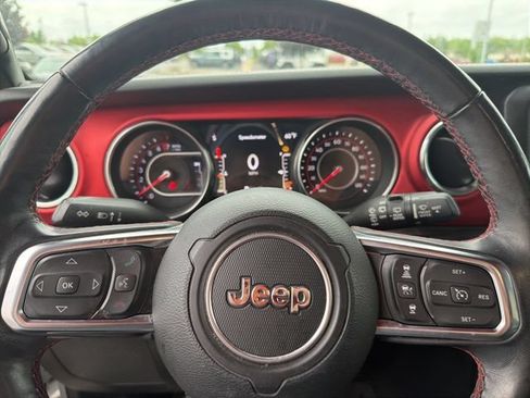 Used 2019 Jeep Wrangler Unlimited Rubicon AWD/4WD image 16