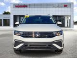 Used 2023 Volkswagen Tiguan SE image 2
