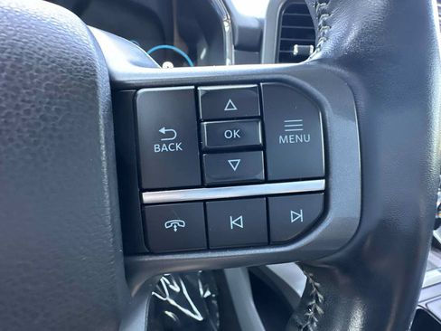 Used 2021 Ford F150 Lariat w/ FX4 Off-Road Package AWD/4WD image 27