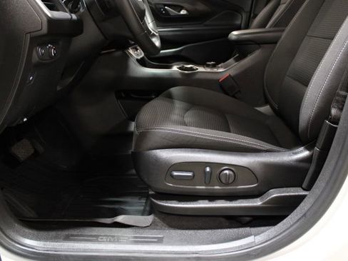 Used 2022 GMC Terrain SLE w/ Driver Convenience Package image 20