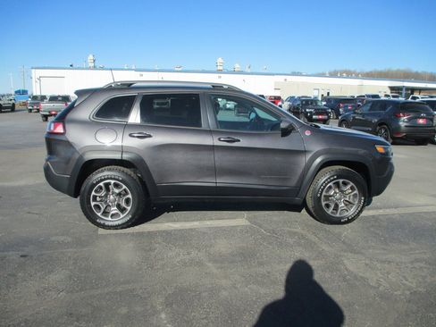 Used 2020 Jeep Cherokee Trailhawk w/ Cold Weather Group image 4