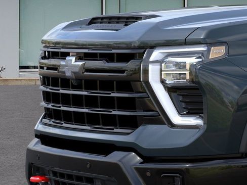 New 2026 Chevrolet Silverado 2500 LT w/ Trail Boss Package AWD/4WD image 13