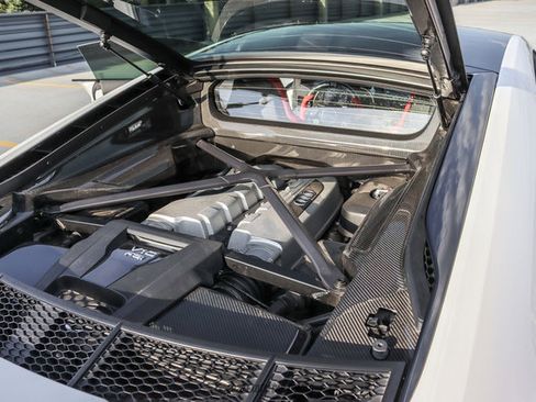 Used 2021 Audi R8 V10 performance AWD/4WD image 15
