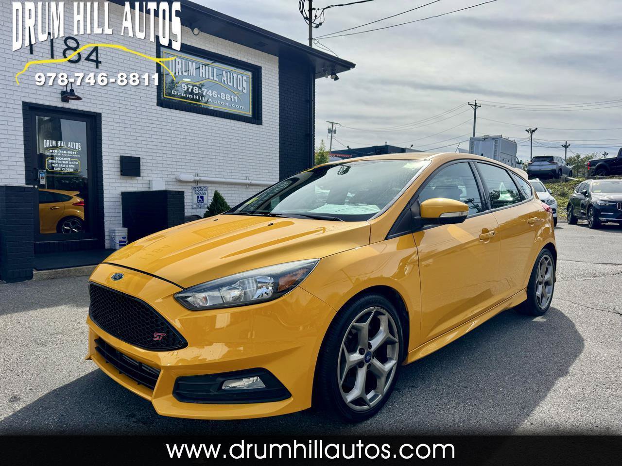 Used 2015 Ford Focus ST FWD image 1