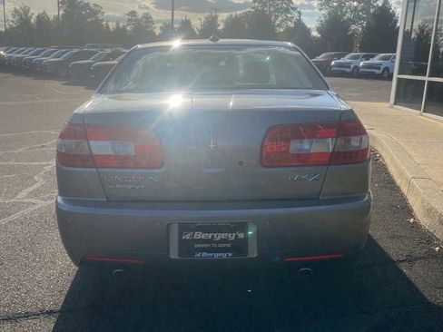 Used 2008 Lincoln MKZ image 5