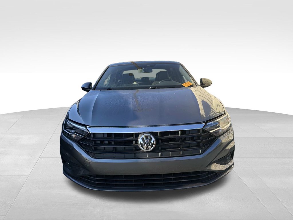 Used 2019 Volkswagen Jetta R-Line FWD image 2