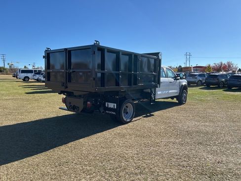 New 2024 Ford F450 XL image 5