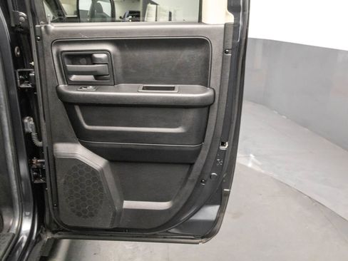 Used 2014 RAM 1500 Express AWD/4WD image 35