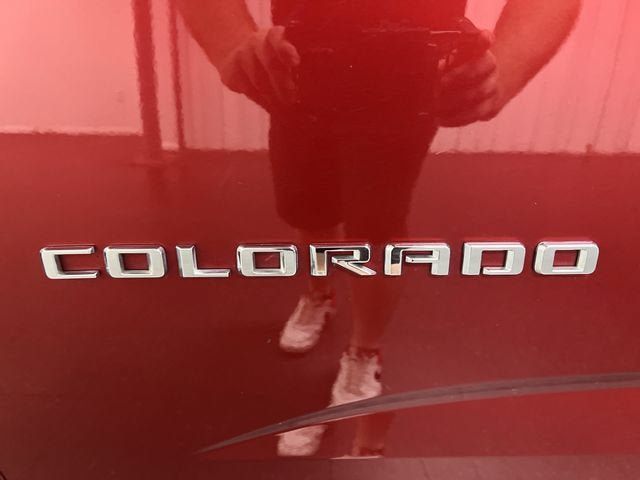 Certified 2021 Chevrolet Colorado ZR2 w/ ZR2 Dusk Special Edition AWD/4WD image 32