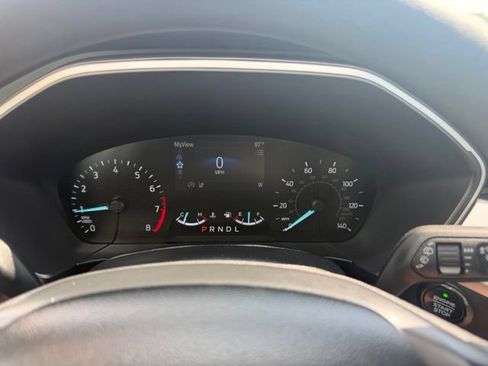 Used 2020 Ford Escape SE FWD image 11