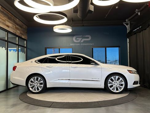Used 2019 Chevrolet Impala Premier w/ Premier Confidence Package FWD image 2