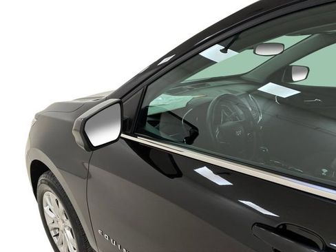 Used 2021 Chevrolet Equinox LT image 10