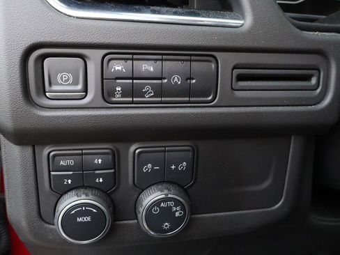 Used 2023 Chevrolet Tahoe Premier image 20