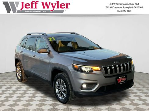 Used 2021 Jeep Cherokee Latitude Lux w/ Sun & Sound Group image 1