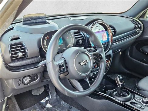 Used 2022 MINI Cooper Clubman S w/ Premium Package FWD image 10