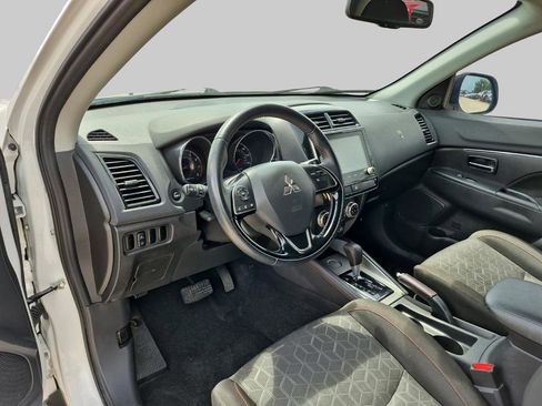 Used 2021 Mitsubishi Outlander Sport LE FWD image 9