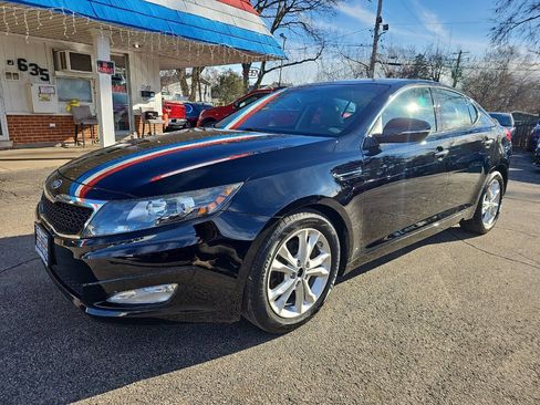 Used 2012 Kia Optima EX w/ Premium Pkg image 2