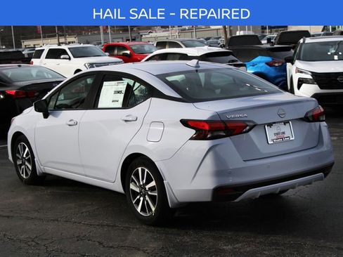 New 2025 Nissan Versa SV w/ Trunk Package FWD image 3
