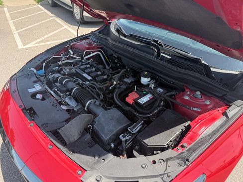 Used 2019 Honda Accord Sport image 12