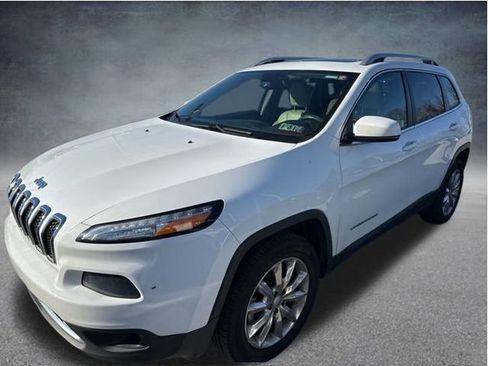 Used 2017 Jeep Cherokee Limited image 21