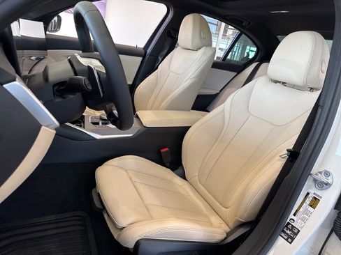 New 2026 BMW 330i xDrive Sedan w/ Convenience Package image 15