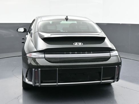 Used 2024 Hyundai Ioniq 6 SEL RWD image 7