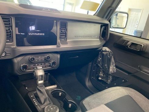 New 2025 Ford Bronco Big Bend image 14