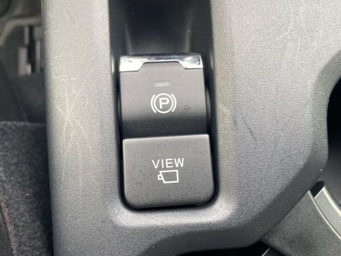 Used 2025 Subaru Forester Touring AWD/4WD image 43