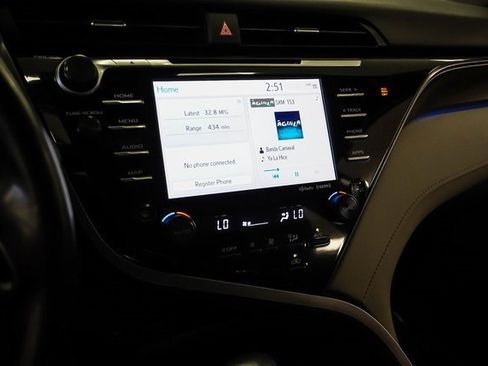 Used 2019 Toyota Camry XSE w/ Accessory Appearance Package image 16