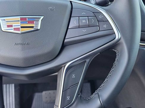 New 2026 Cadillac XT5 Luxury w/ LPO, Floor Liner Package AWD/4WD image 17