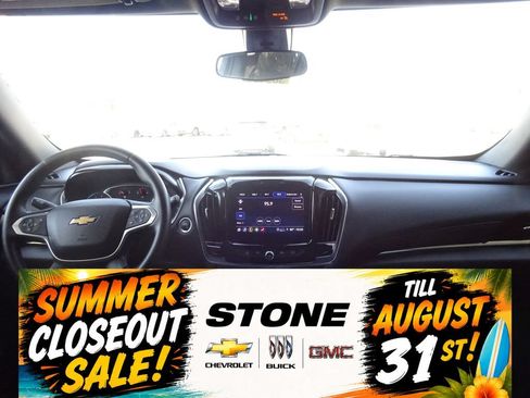 Certified 2022 Chevrolet Traverse LT FWD image 23