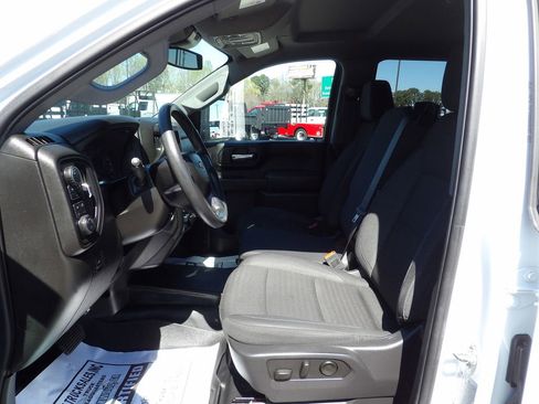 Used 2025 Chevrolet Silverado 3500 W/T w/ WT/CX Safety Package image 17