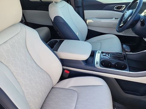 New 2026 Kia Carnival SX image 18