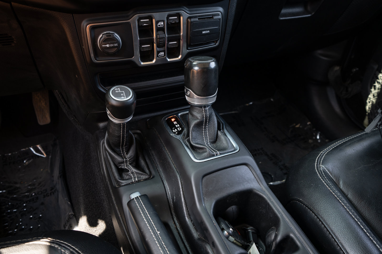 Used 2020 Jeep Gladiator Overland AWD/4WD image 26