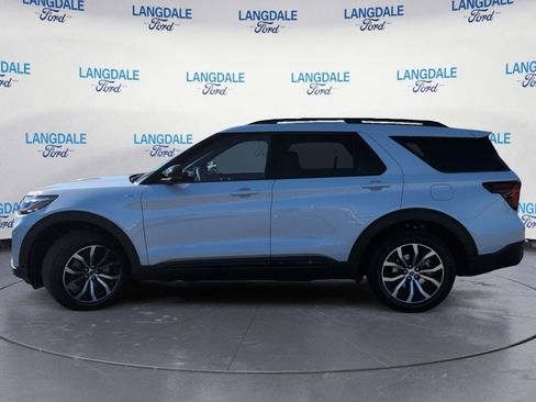 New 2026 Ford Explorer ST-Line w/ Premium Package RWD image 10
