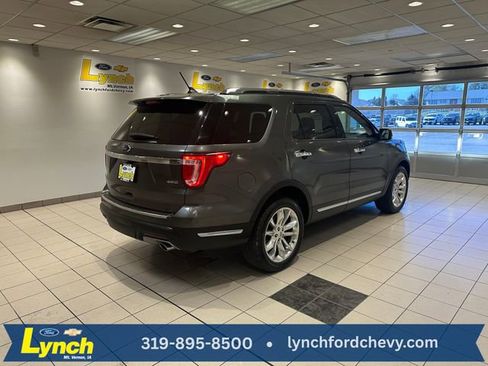 Used 2018 Ford Explorer Limited AWD/4WD image 29